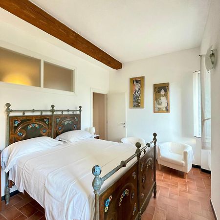 Camere Francesca Vernazza Eksteriør bilde